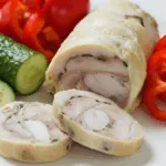 Курячий рулет у пароварці – рецепт для сімейного столу